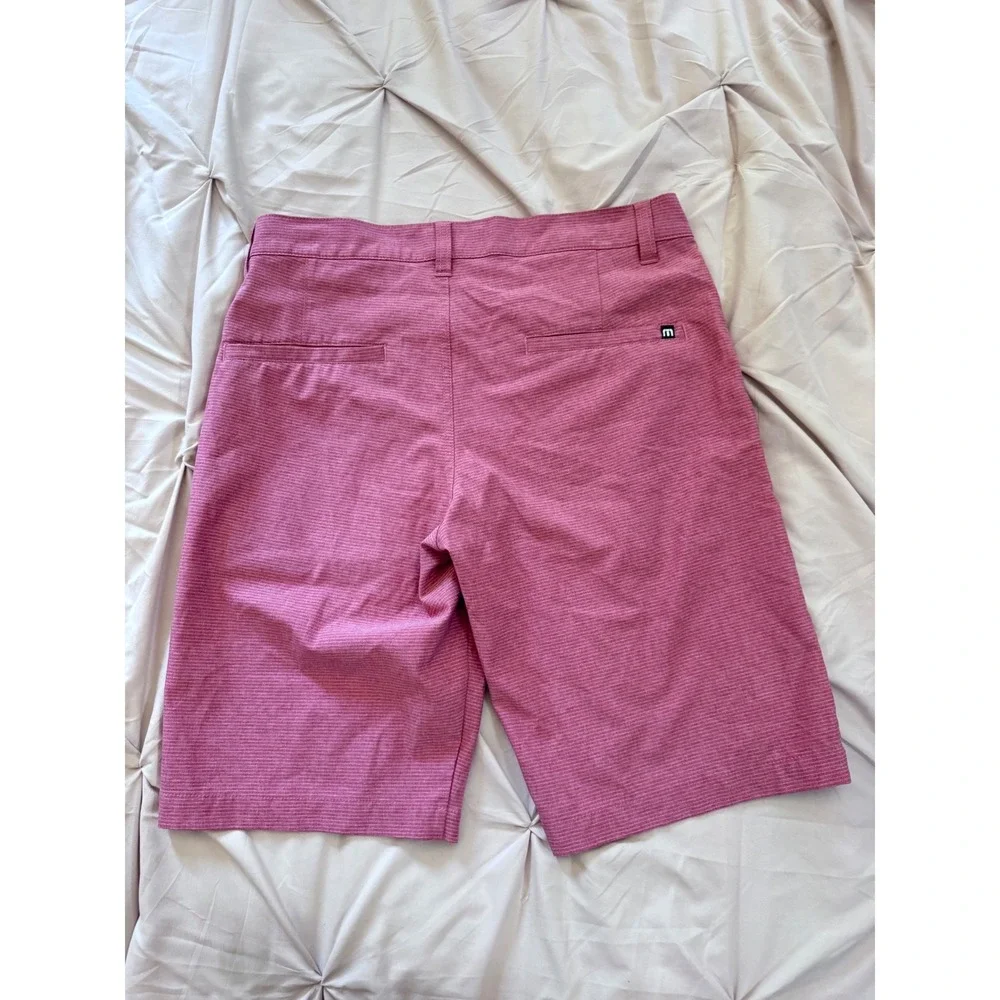 TravisMathew Mens Wanderlust Golf Shorts Heathered Red Stretch Size 30